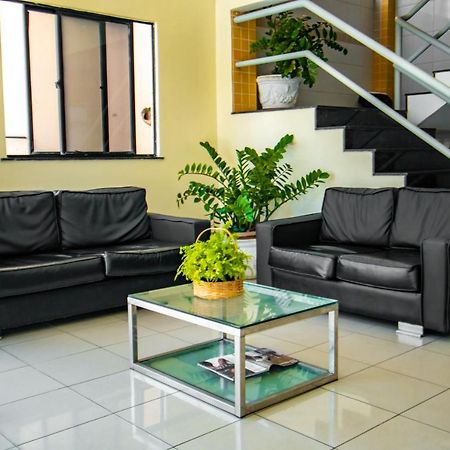 Hotel Piramide Pituba - Av Paulo VI Салвадор Екстериор снимка